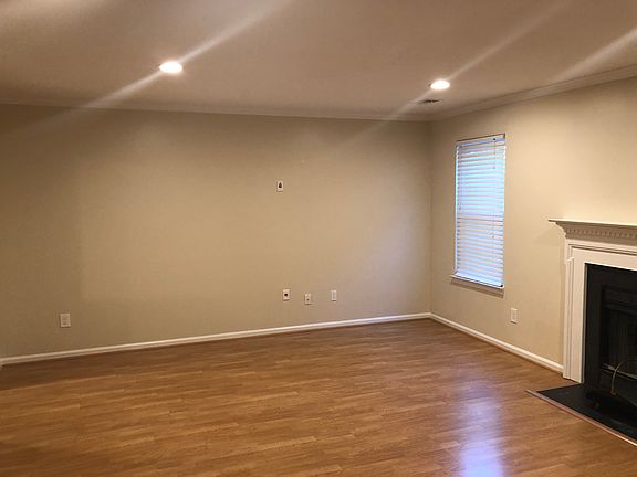 3rd image of 6740 Cardinal Woods Ct
