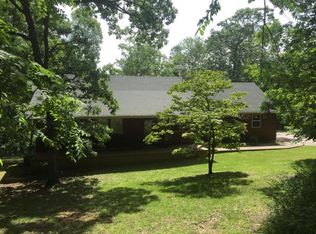 687 Mining Land Dr, Mansfield, MO 65704