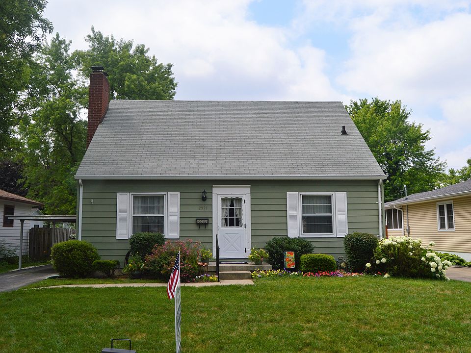 1st image of 2521 E 57th St