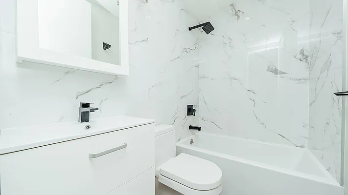 Rented by Nooklyn NYC LLC | media 23