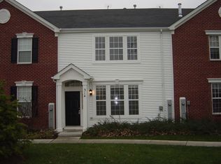 314 S Fieldstone Ct #314, Round Lake Beach, IL 60073