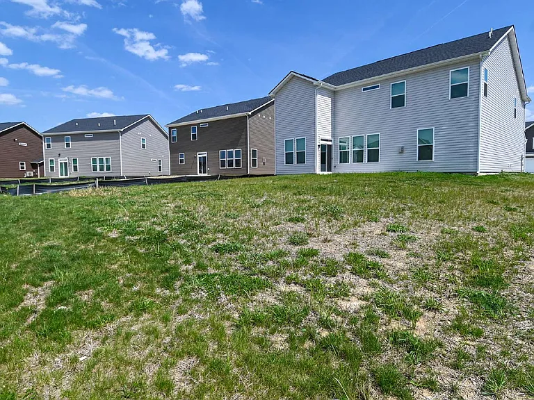 7348 Deerberg Dr — Photo 66
