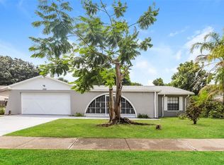 3720 Orangepointe Rd, Valrico, FL 33596