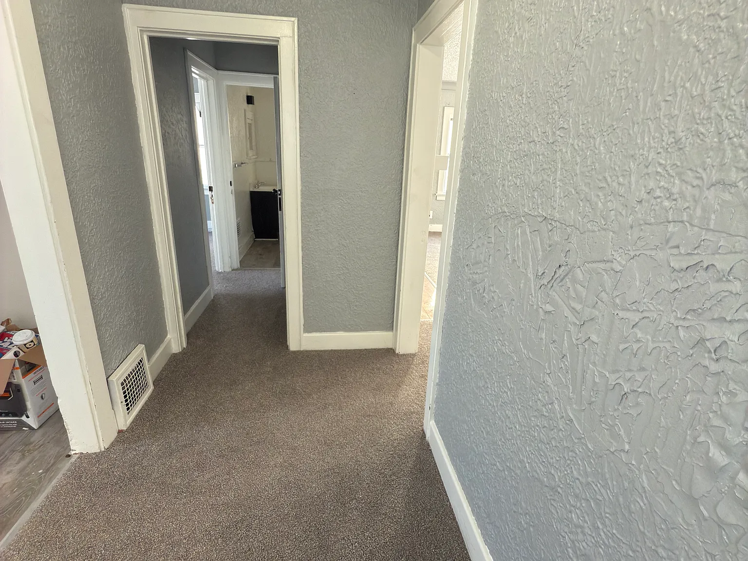 1 bed, 700 sqft, $800 — Photo 3