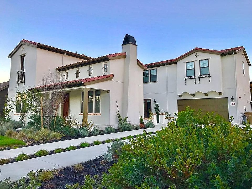 1st image of 28-28 Orchid Dr