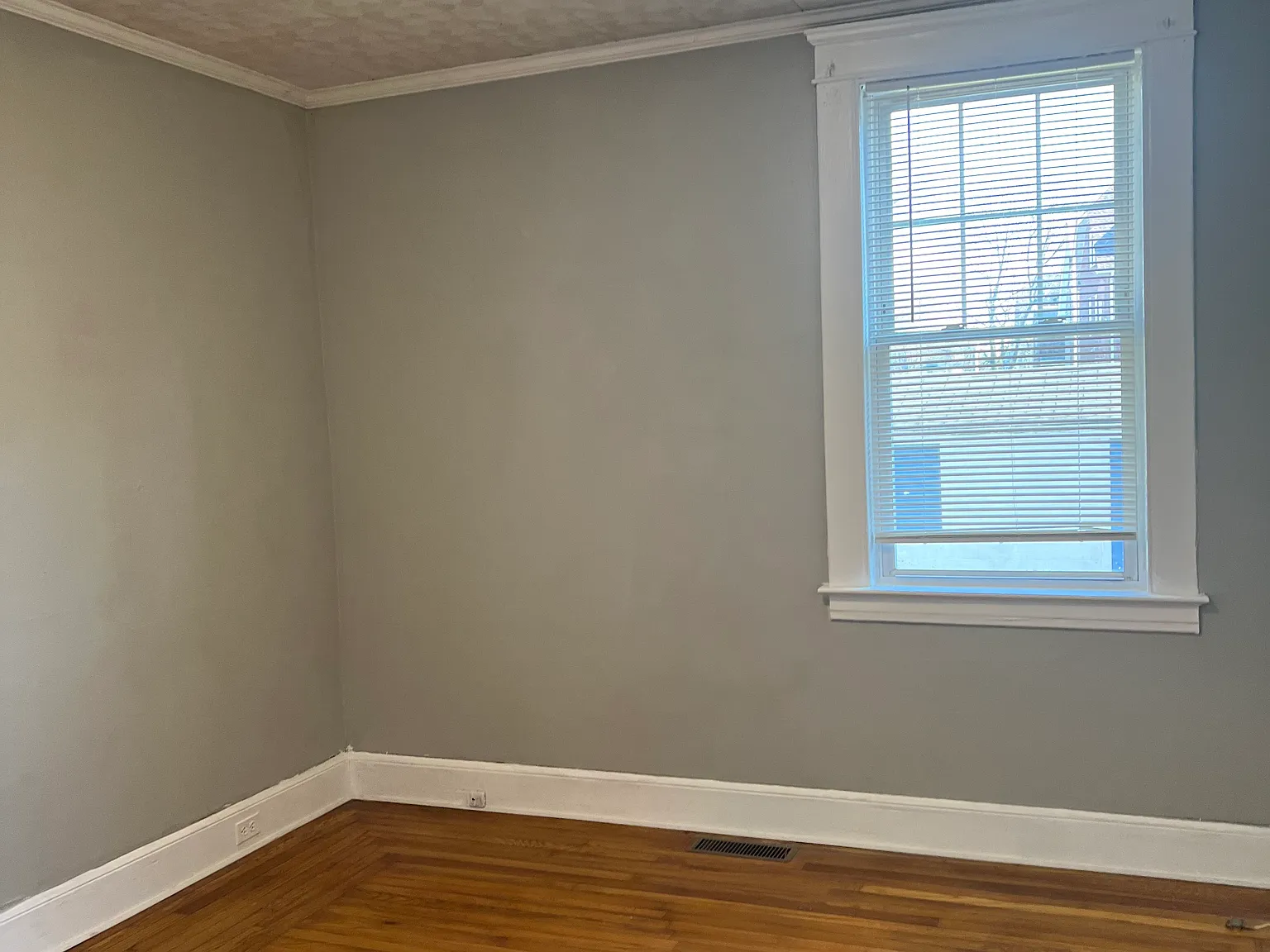 2 bed, 955 sqft, $1,870 — Photo 4