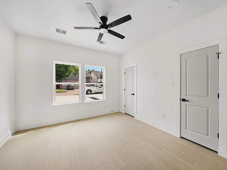 4314 Stassen St #B — Photo 6