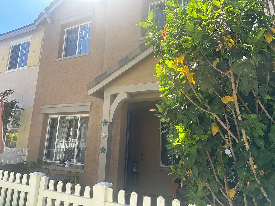 2nd image of 1443 Claude Ln Unit 3