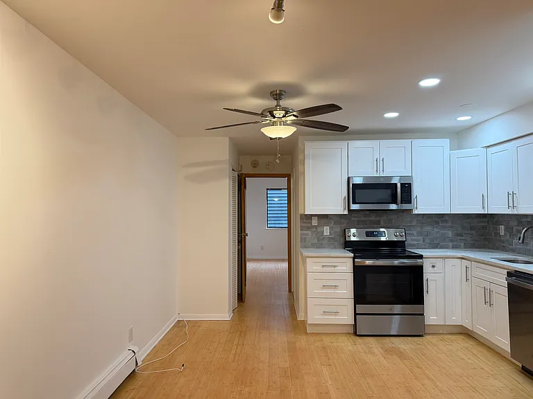 74 69th St #3B — Photo 9