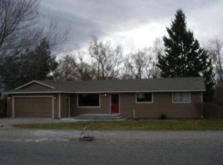 210 E 36th Pl, Kennewick, WA