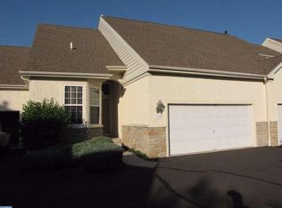 1104 Manchester Ct #72, Warrington, PA 18976