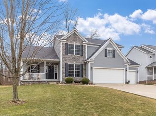 2888 Brookfield Dr, Barberton, OH