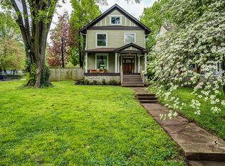 2944 Grinstead Dr, Louisville, KY 40206