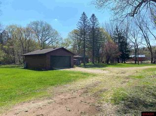 55340 Hemlock Rd, Mankato, MN 56001