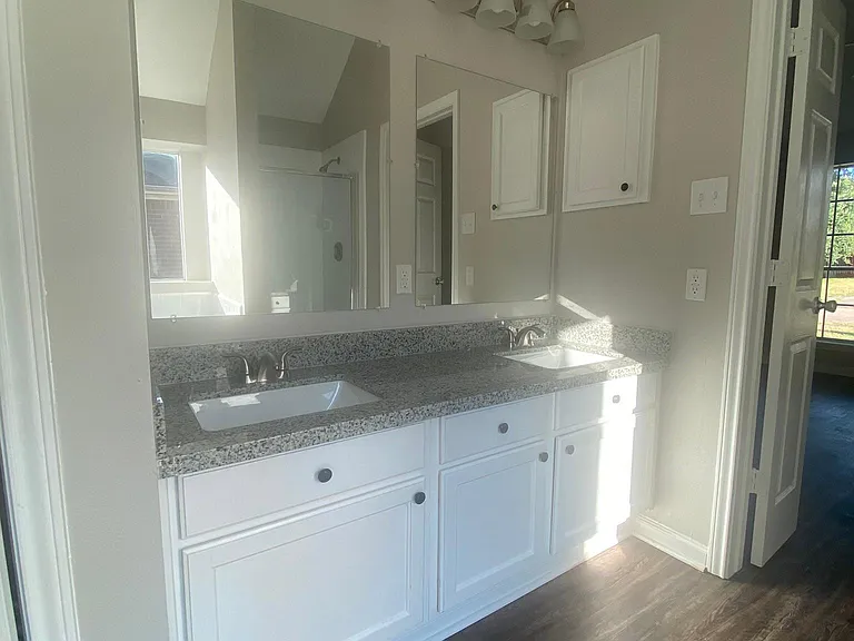 120 Papaya St — Photo 14