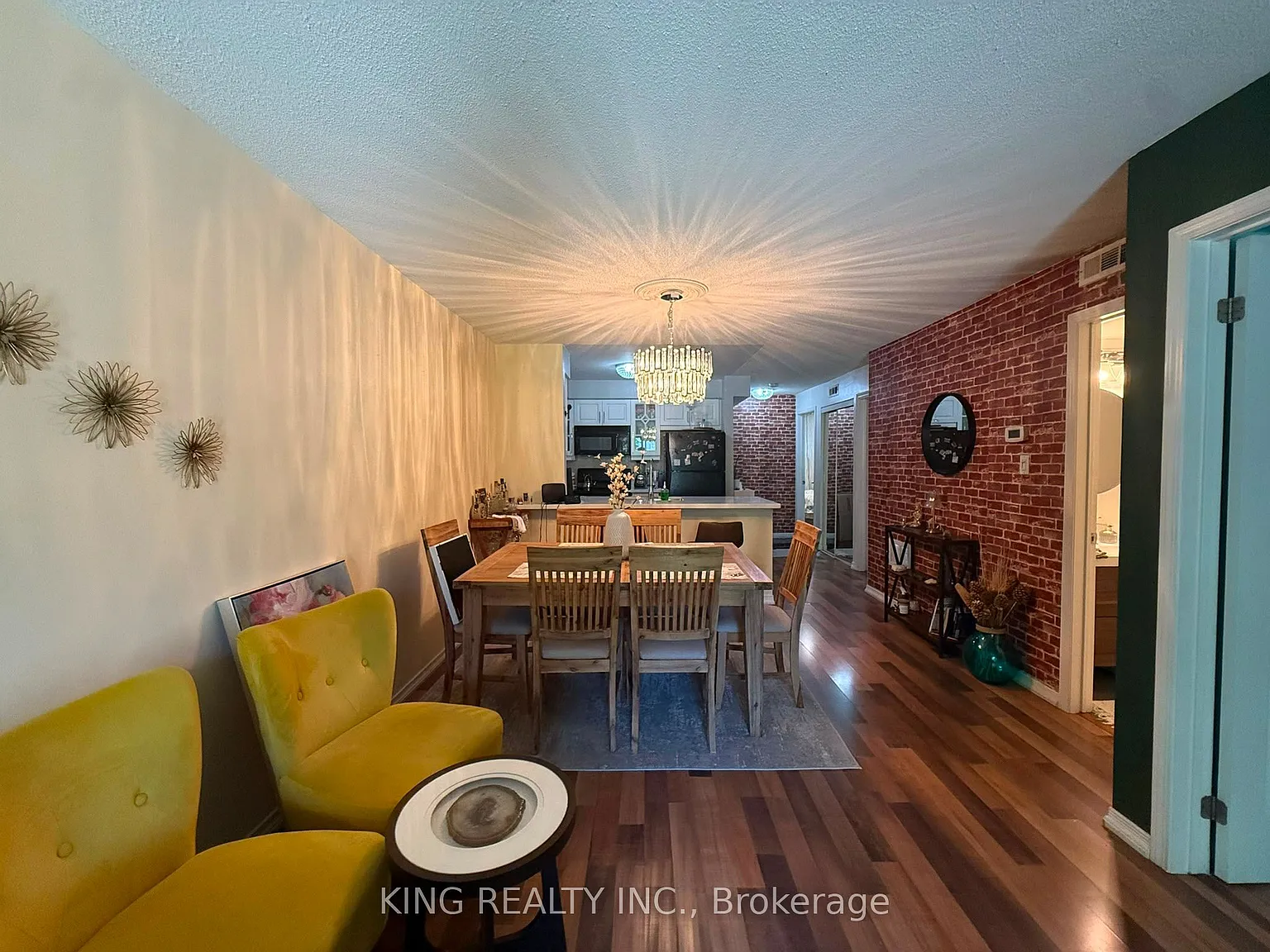 2 bed, $2,500 — Photo 4
