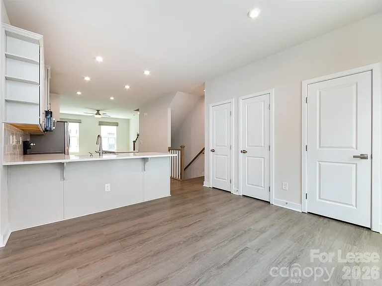 413 Spearfield Ln — Photo 12