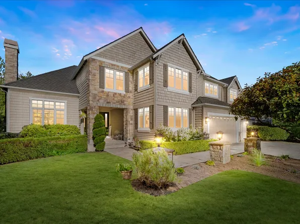 2046 277th Ave SE, Sammamish, WA 98075