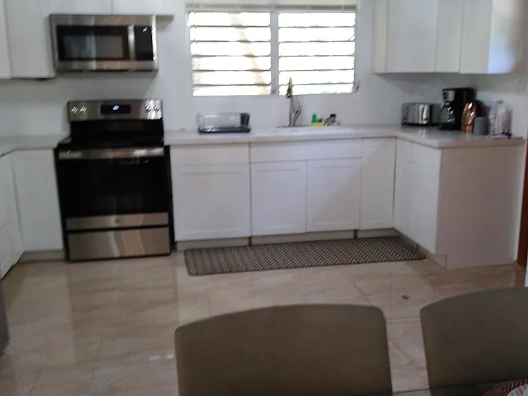 24 Estate Thomas — Photo 13