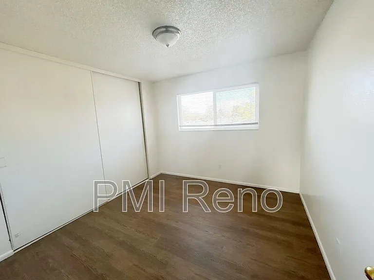 415 Greenbrae Dr #H — Photo 5