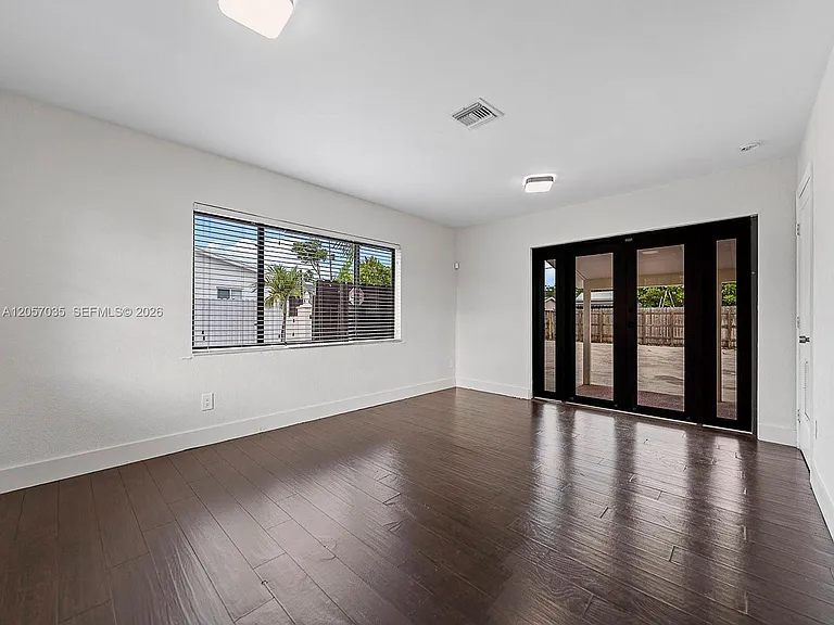 16321 SW 96th Ave — Photo 9
