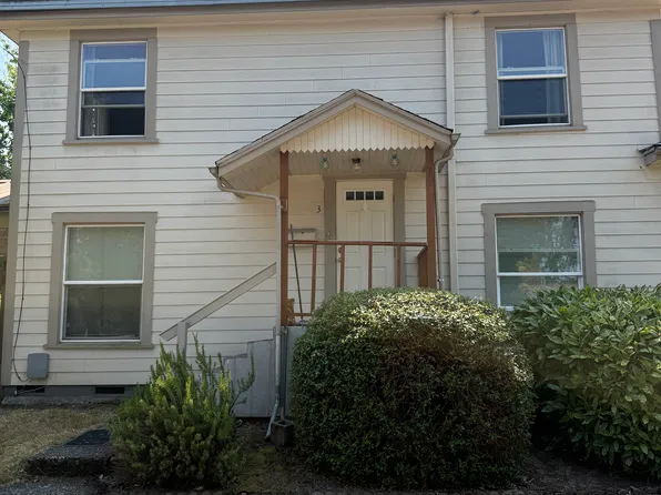 939 NE Davis St APT 3, McMinnville, OR 97128