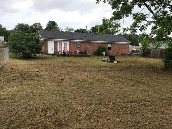 5th image of 2366 Richwood Dr