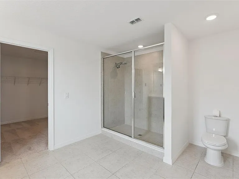 756 Steerview St — Photo 22