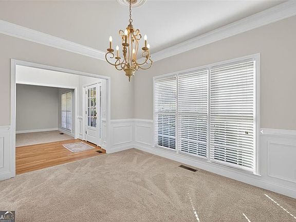 5th image of 5154 Maplewood Ln