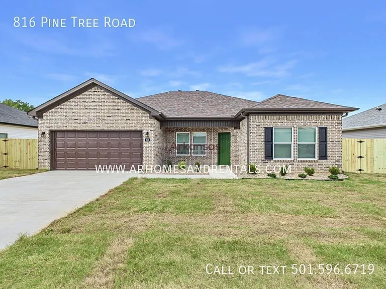 816 Pine Tree Rd — Photo 1