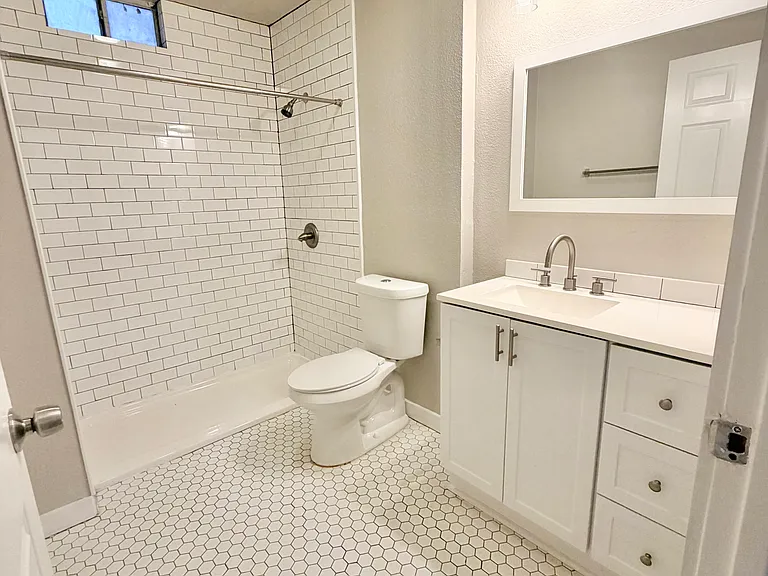 105 Dewitt St — Photo 13