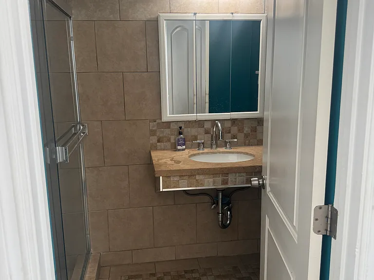 505 W Sepulveda Rd #C — Photo 18