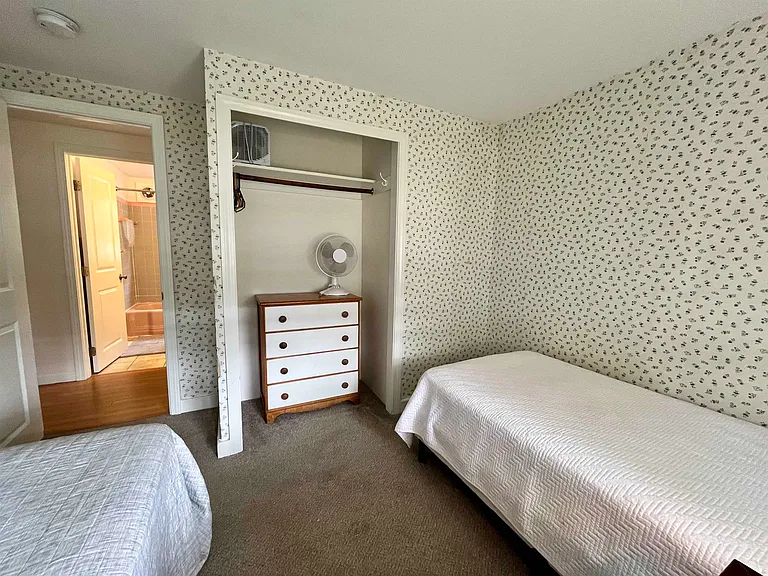 19 Myrica Ave — Photo 23