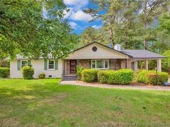 838 W 3rd Ave, Red Springs, NC 28377