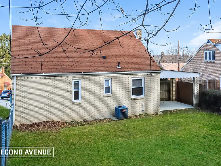 3563 Middleboro Rd — Photo 12