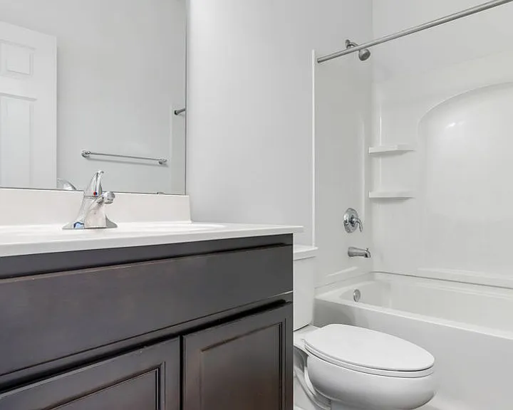 710 Alban Aly — Photo 4