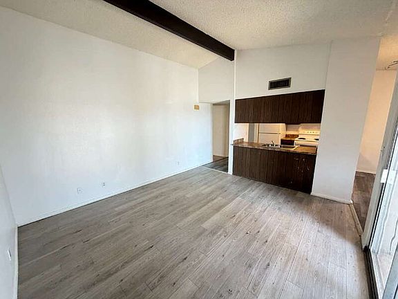 5th image of 10660 W Concordia Dr #3