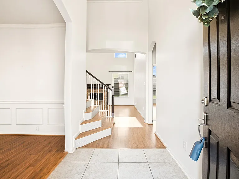 3906 Tigris Ridge Dr — Photo 2
