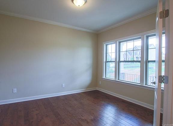 5th image of 117 Farm Knoll Way #25