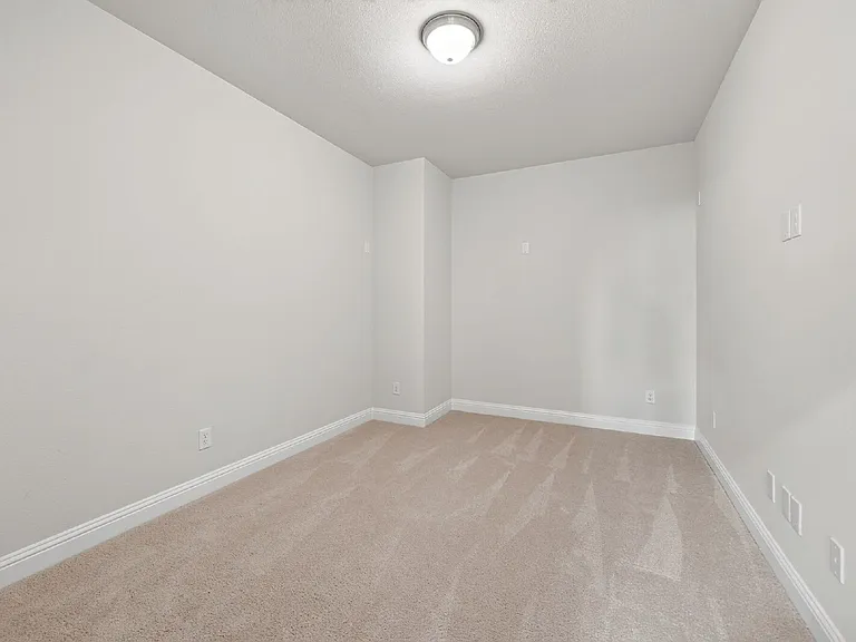 11499 Chepstow Crescent Ct — Photo 13