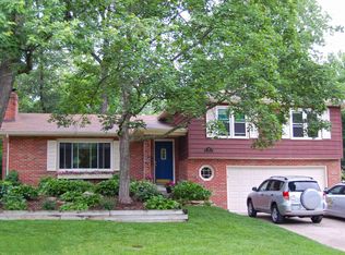 411 Maplewood Dr, Columbia, MO 65203