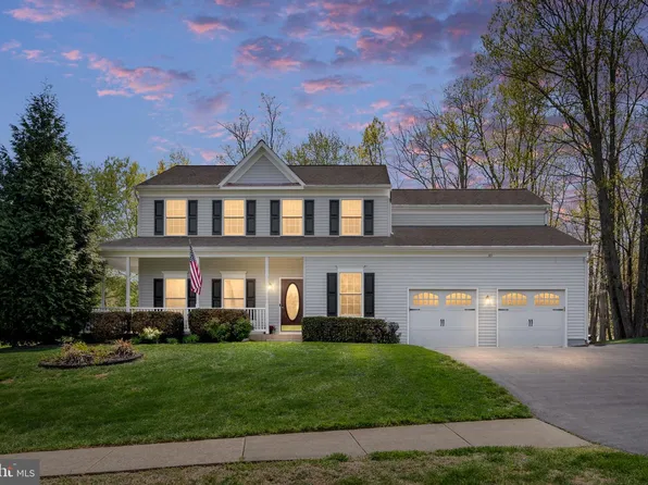 80 Cardinal Forest Dr, Fredericksburg, VA 22406