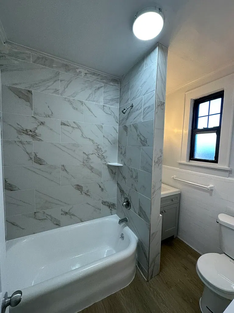 951 Edgewater Ave — Photo 4