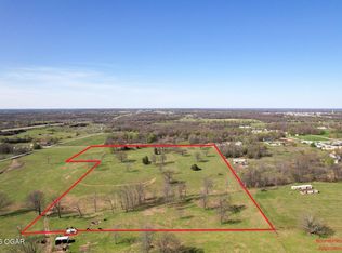 2 Palm Rd, Neosho, MO 64850