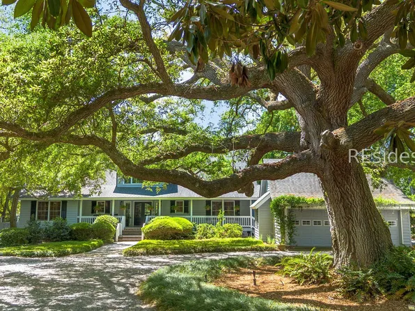 111 Fort Walker Dr, Hilton Head Island, SC 29928