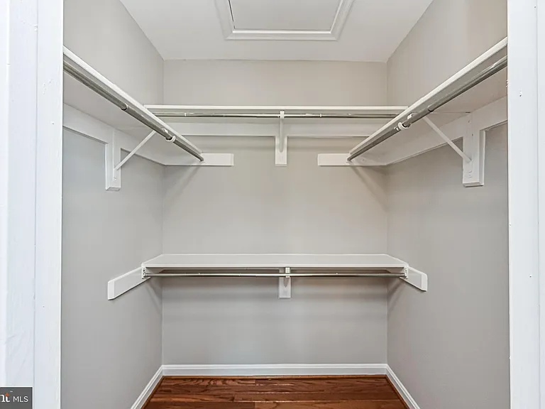 5601 Willoughby Newton Dr #36 — Photo 29