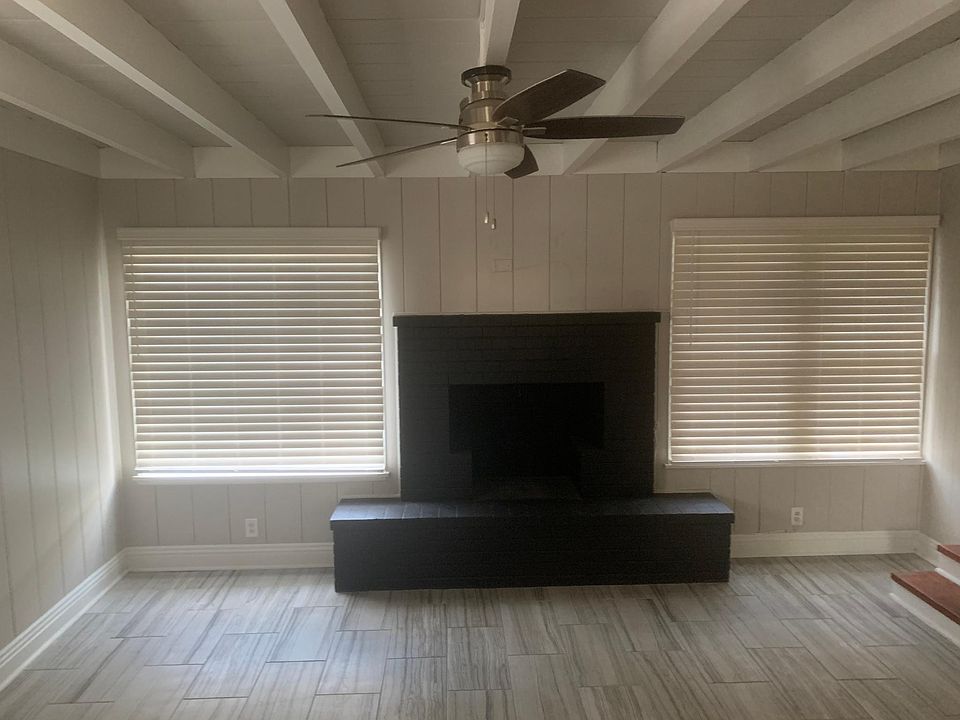 Family Room with Ceiling Fans