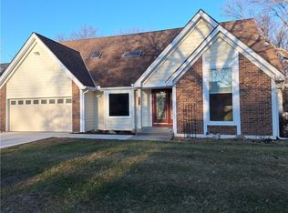 10504 Bond St, Overland Park, KS 66214