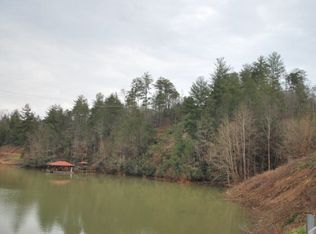 36 Overlook Dr, Spruce Pine, NC 28777