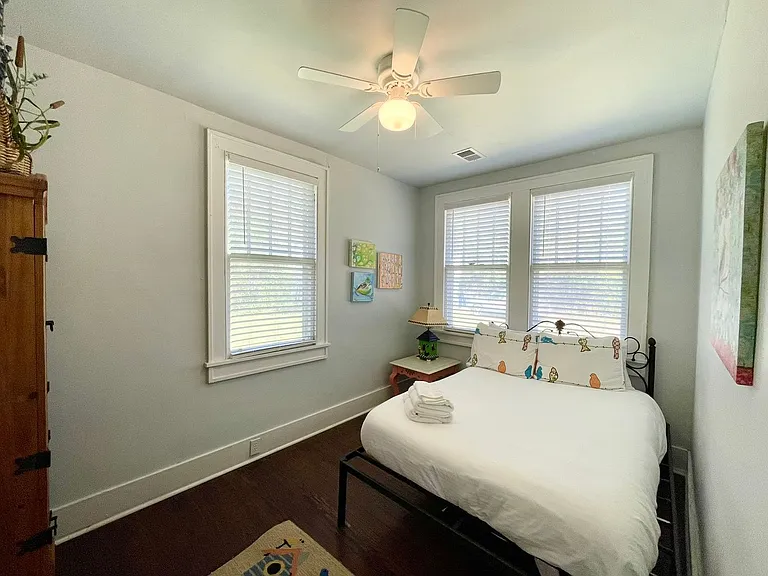 611 Howard St — Photo 8